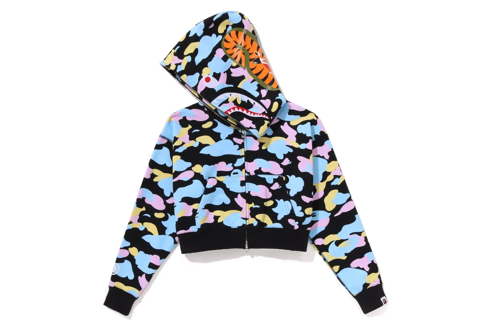 NEW MULTI CAMO CROPPED SHARK FULL ZIP HOODIE sold by Bape product image thumbnail 2