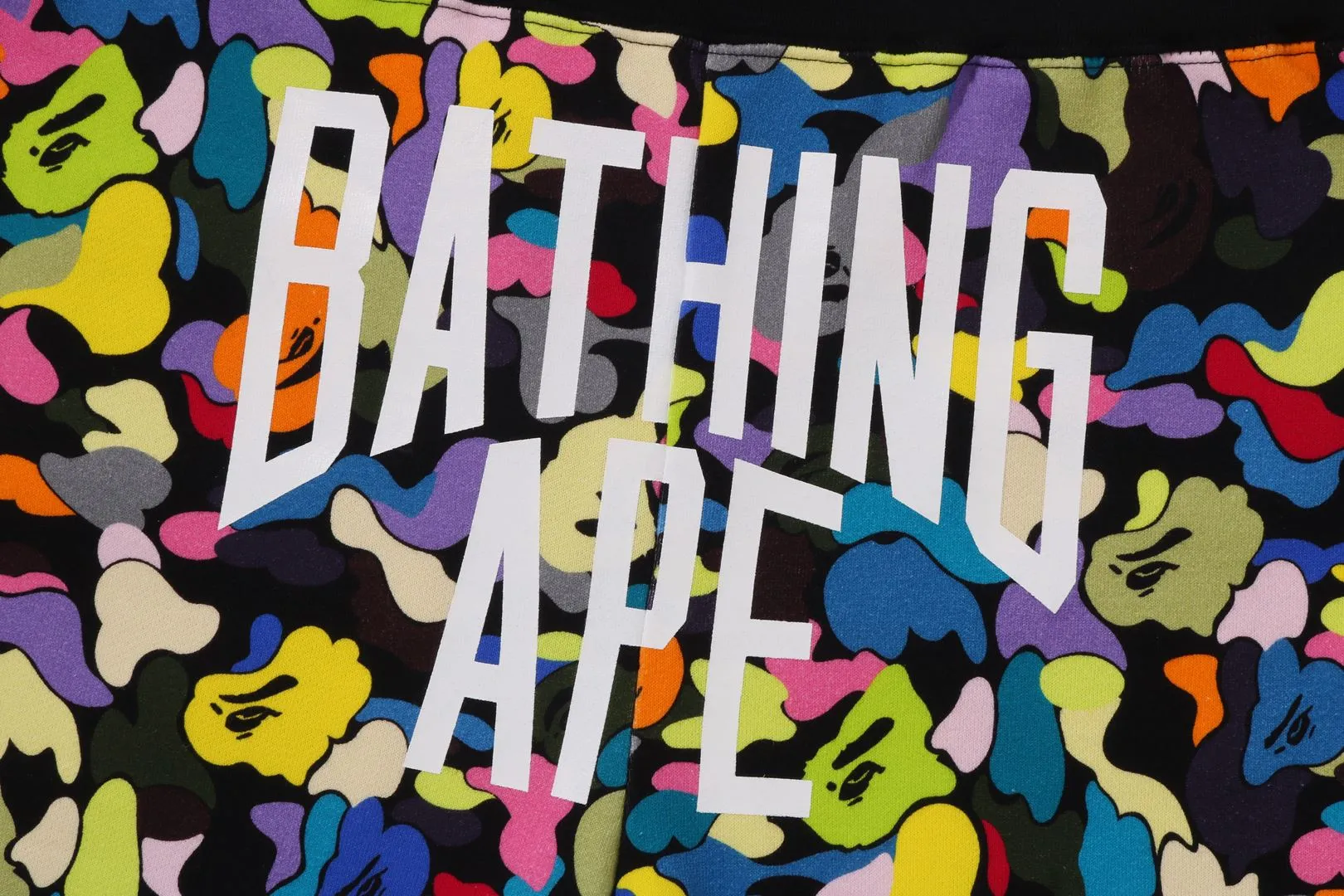 MULTI CAMO NYC LOGO SWEAT SHORTS sold by Bape product image thumbnail 3