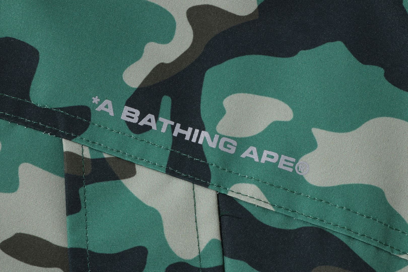 WOODLAND CAMO RELAXED FIT SAFETY JACKET sold by Bape product image thumbnail 3