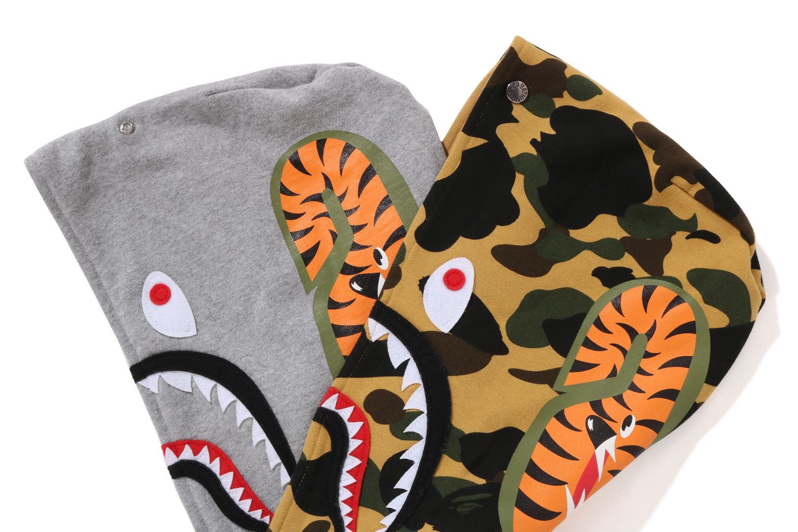 1ST CAMO DOUBLE SHARK FULL ZIP HOODIE sold by Bape product image thumbnail 10