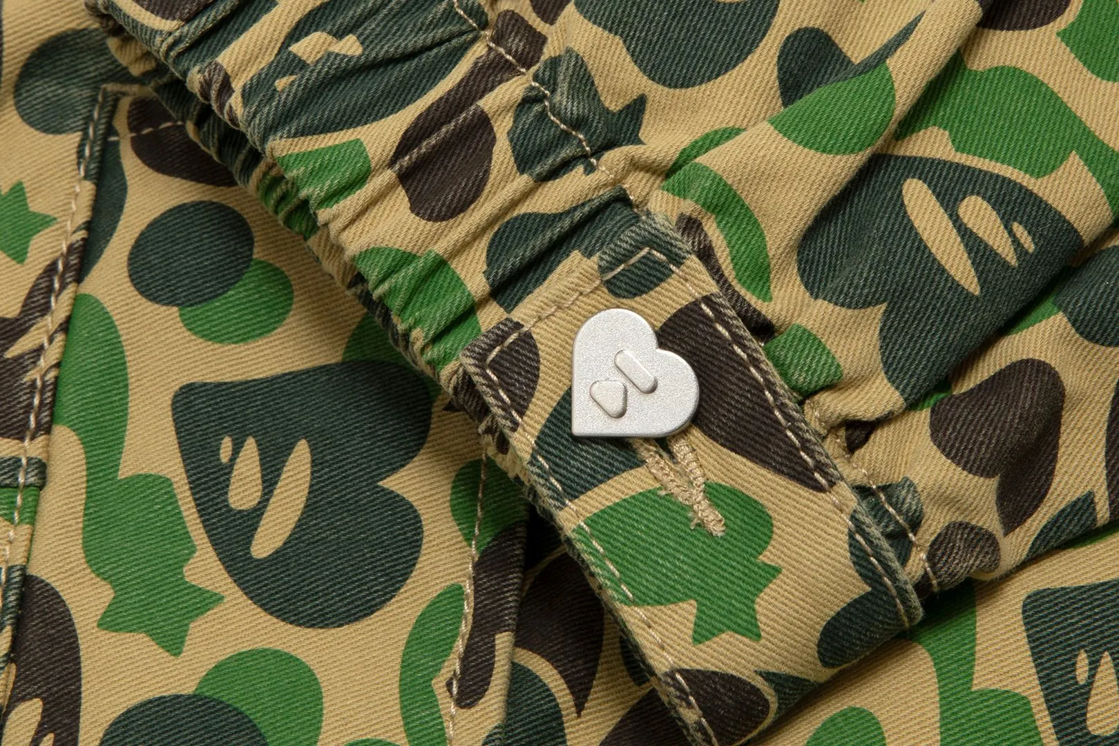 WIDE LEG PATTERN CAGO PANTS sold by Bape product image thumbnail 4