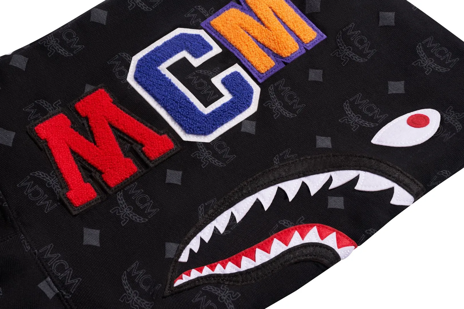 【 BAPE X MCM 】SHARK PULLOVER HOODIE sold by Bape product image thumbnail 5