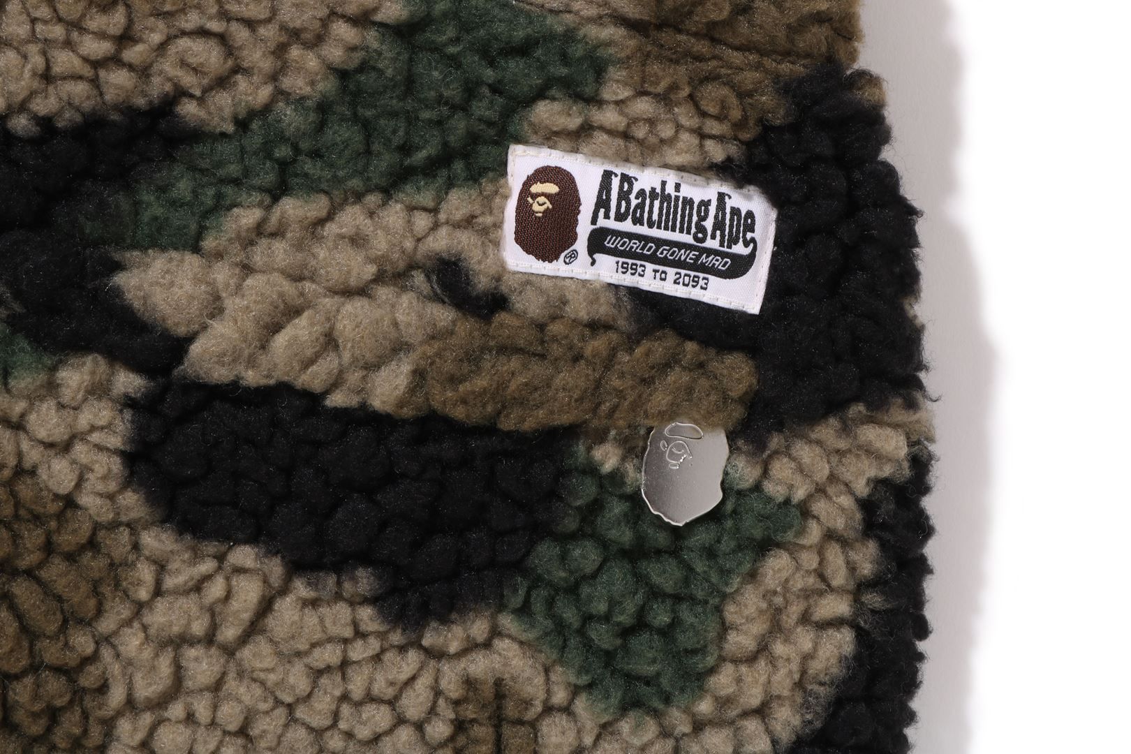 1ST CAMO METAL APE HEAD ONE POINT FLEECE PANTS sold by Bape product image thumbnail 4