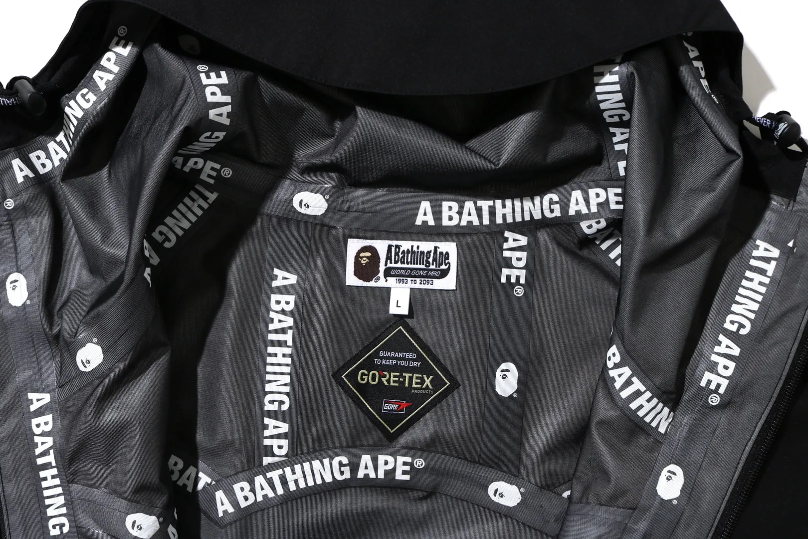 GORE-TEX 1ST CAMO SNOWBOARD JACKET sold by Bape product image thumbnail 3