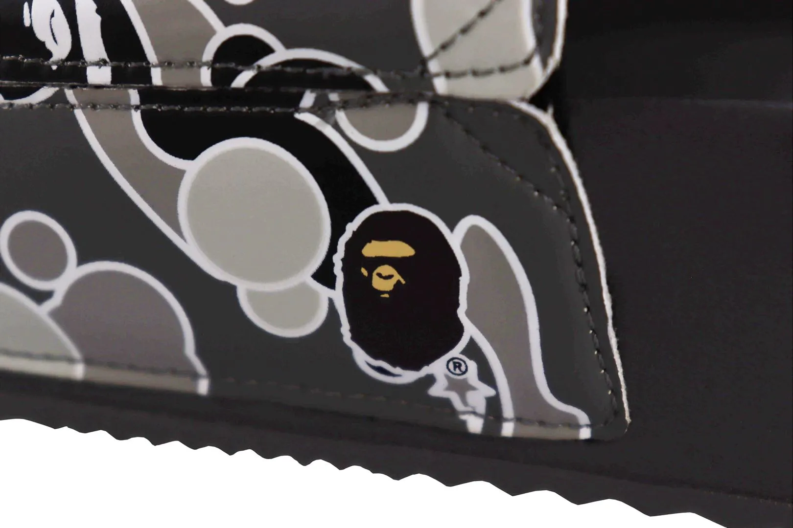 【 BAPE X HAYN 】STA CAMO SLIDE SANDALS sold by Bape product image thumbnail 3