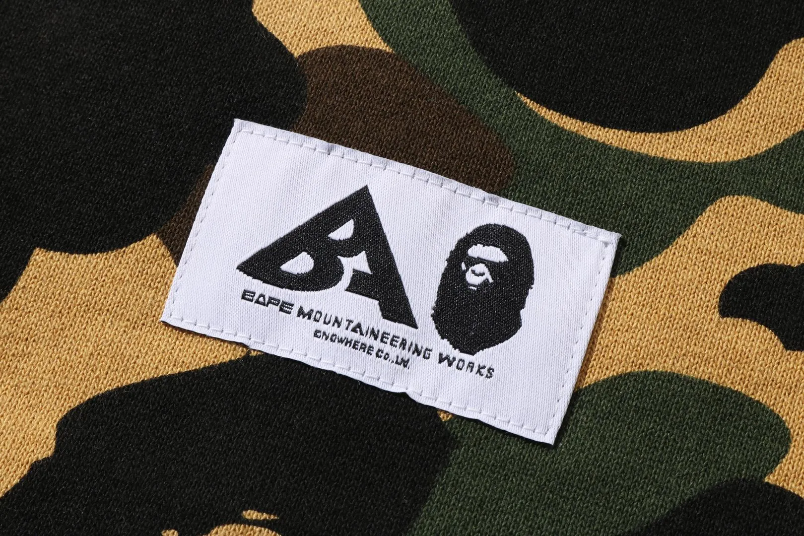 MULTI LABEL 1ST CAMO OVERSIZED HOODIE sold by Bape product image thumbnail 4
