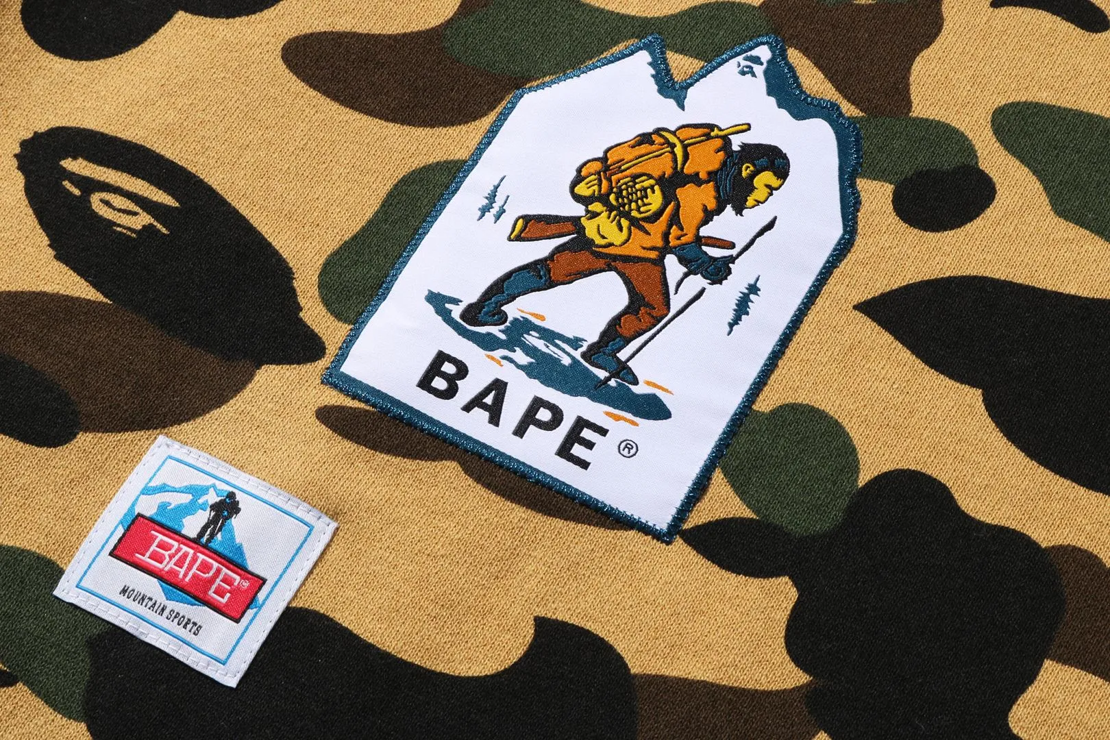MULTI LABEL 1ST CAMO OVERSIZED HOODIE sold by Bape product image thumbnail 3