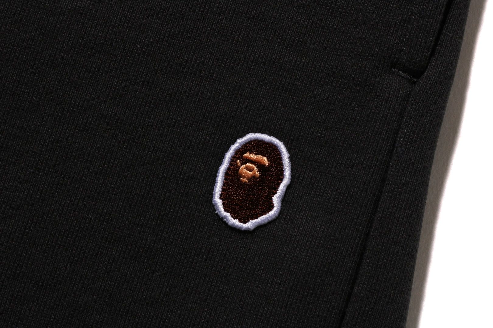 APE HEAD ONE POINT SWEAT SHORT sold by Bape product image thumbnail 32