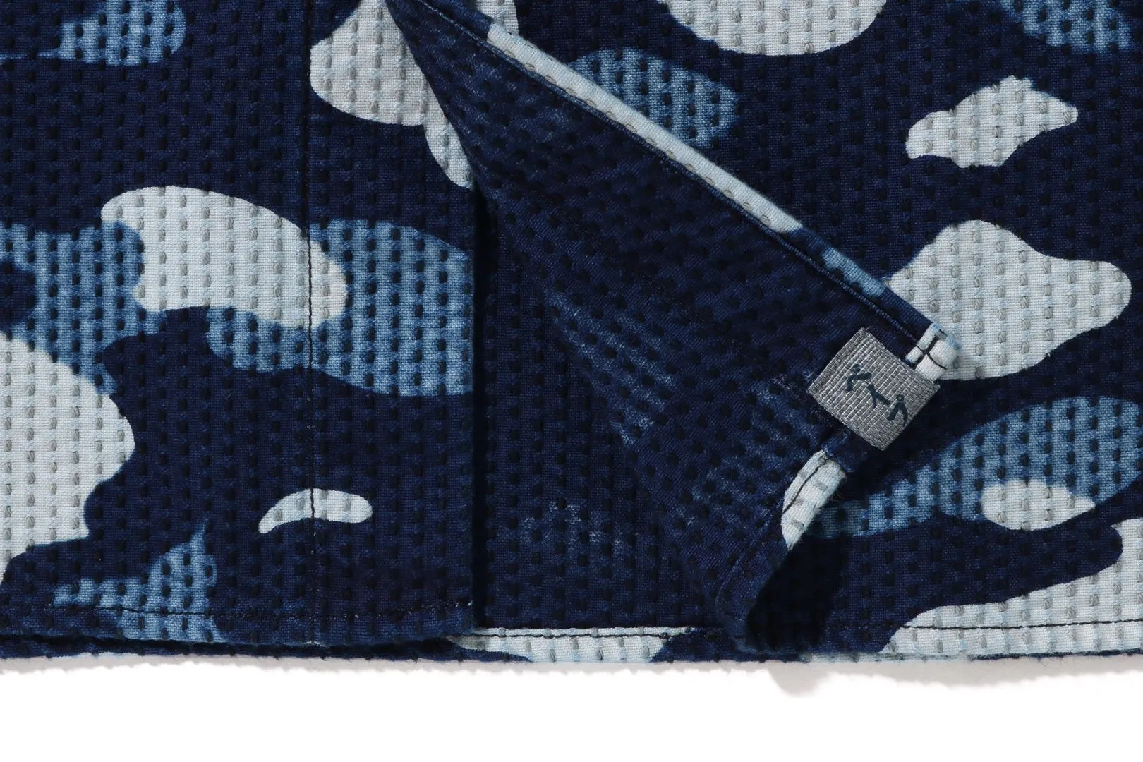 SASHIKO CAMO RELAXED FIT SHIRT sold by Bape product image thumbnail 4