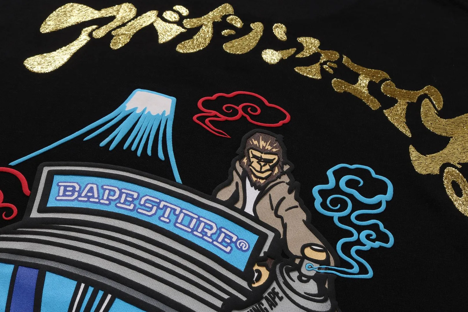 BAPE SOUVENIR RELAXED FIT TEE sold by Bape product image thumbnail 4