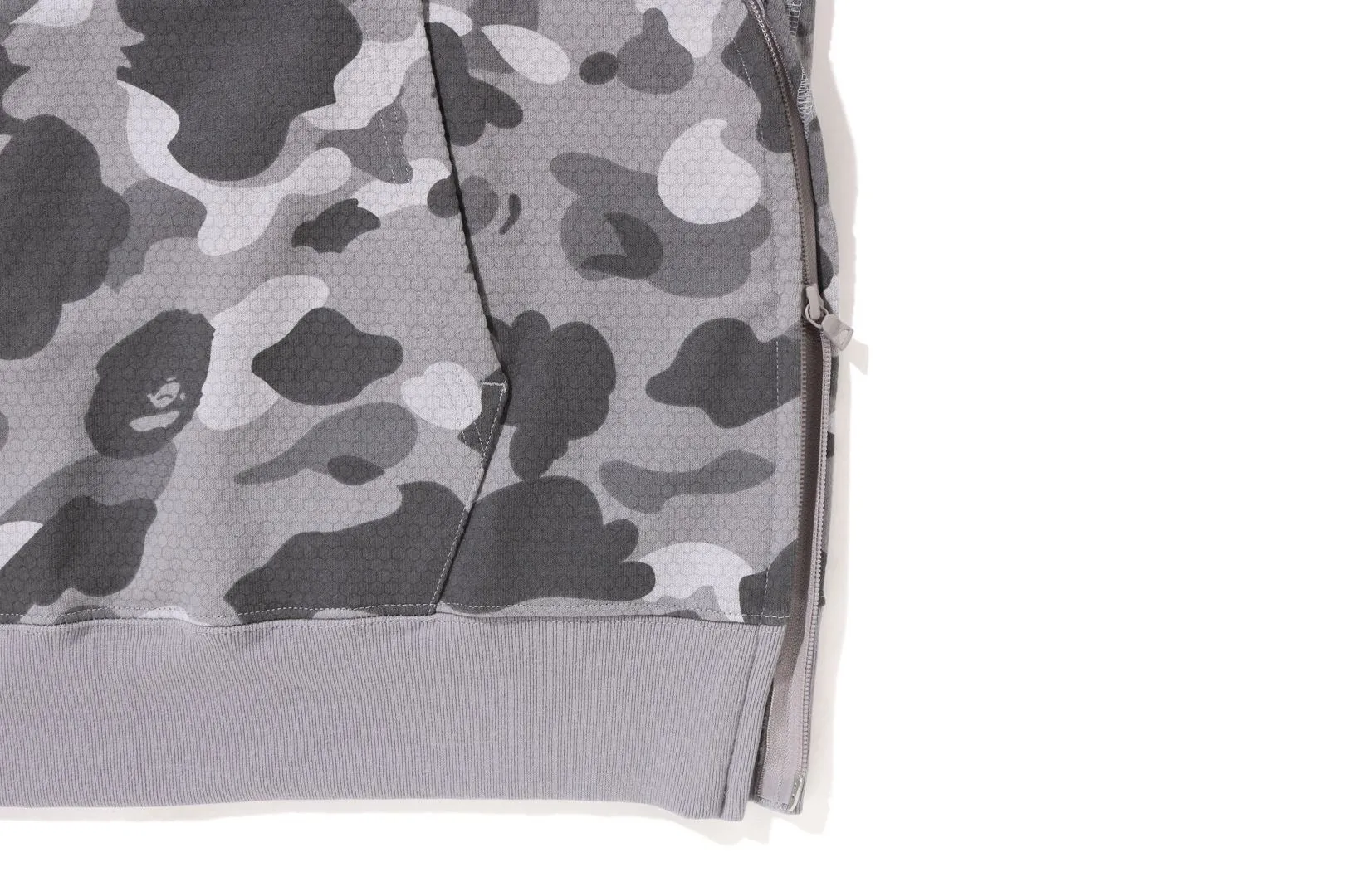 HONEYCOMB CAMO SHARK FULL ZIP HOODIE sold by Bape product image thumbnail 3