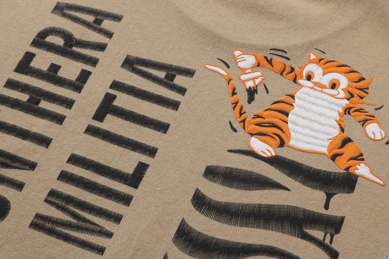 EMBROIDERY STYLE TIGER TEE sold by Bape product image thumbnail 4