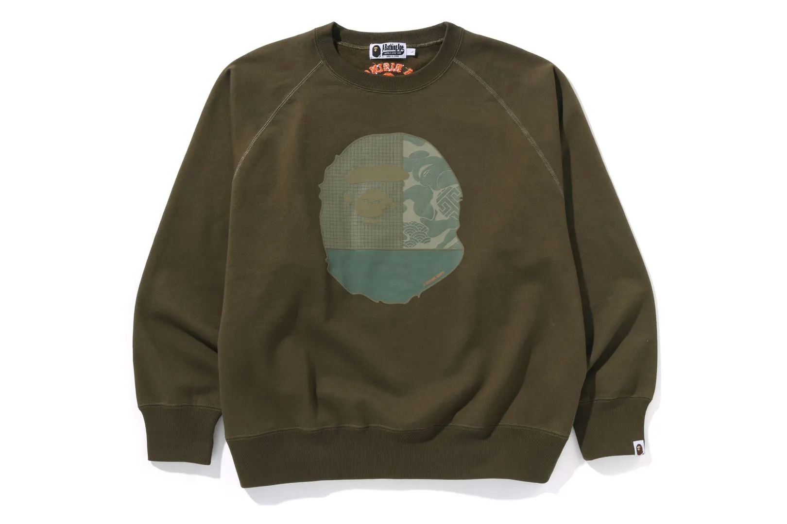 A RISING BAPE RELAXED FIT CREWNECK sold by Bape product image thumbnail 5