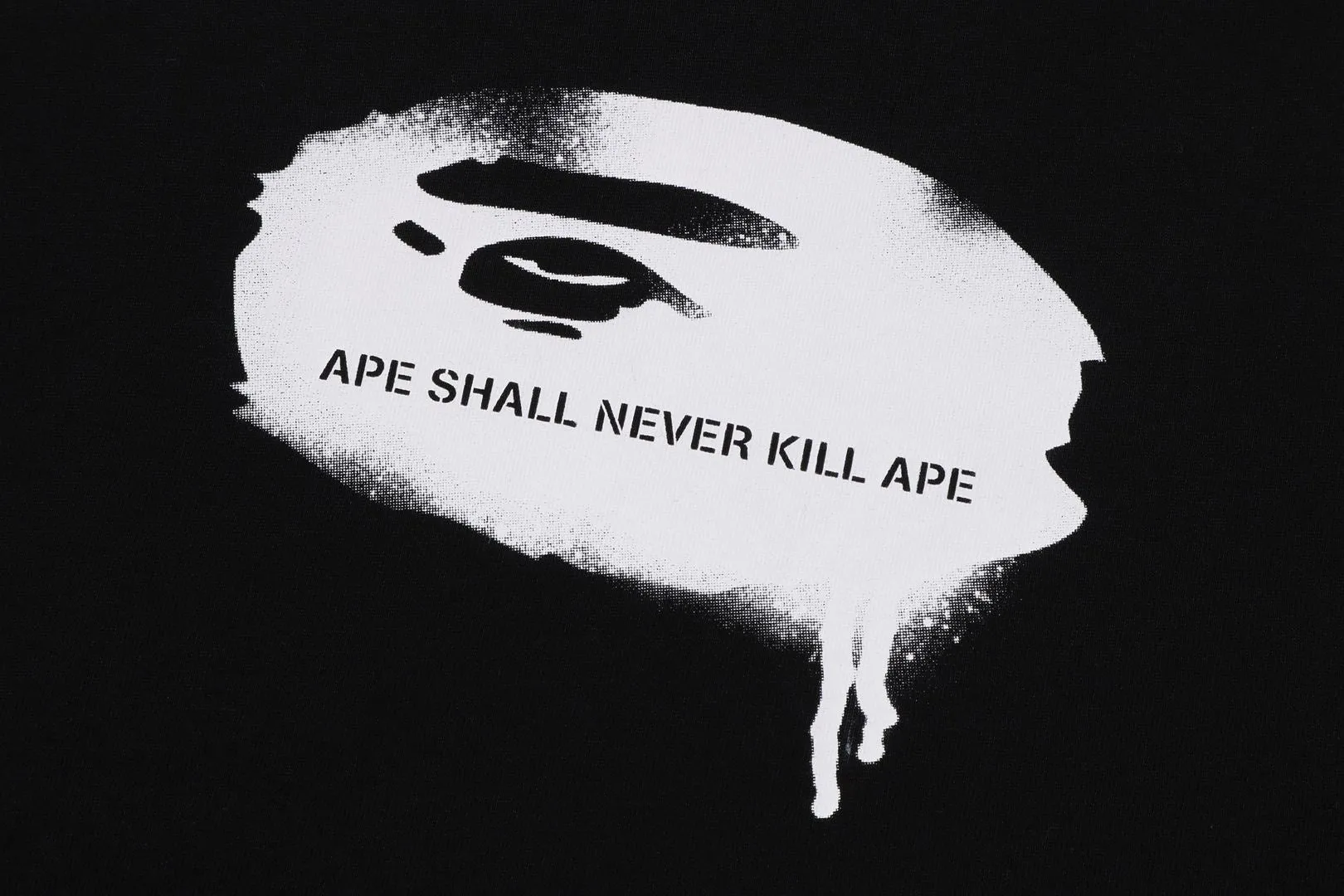 GRAFFITI APE HEAD LOGO RELAXED FIT TEE sold by Bape product image thumbnail 4