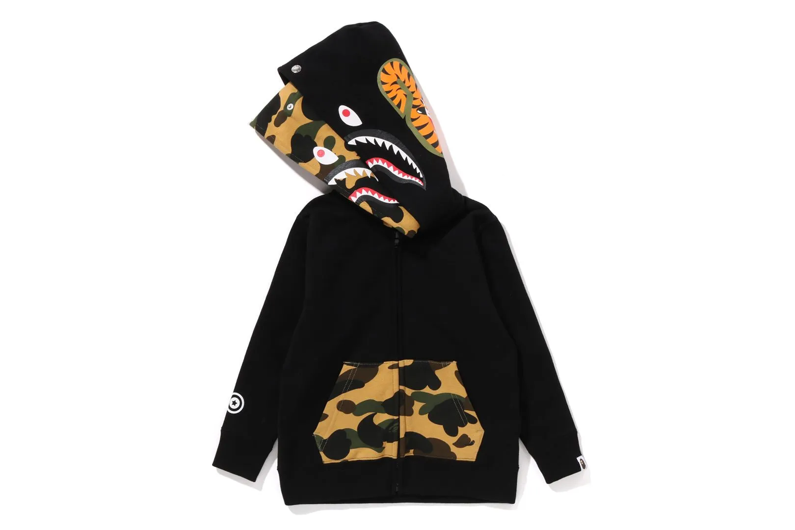 1ST CAMO SHARK ZIP DOUBLE HOODIE sold by Bape product image thumbnail 3