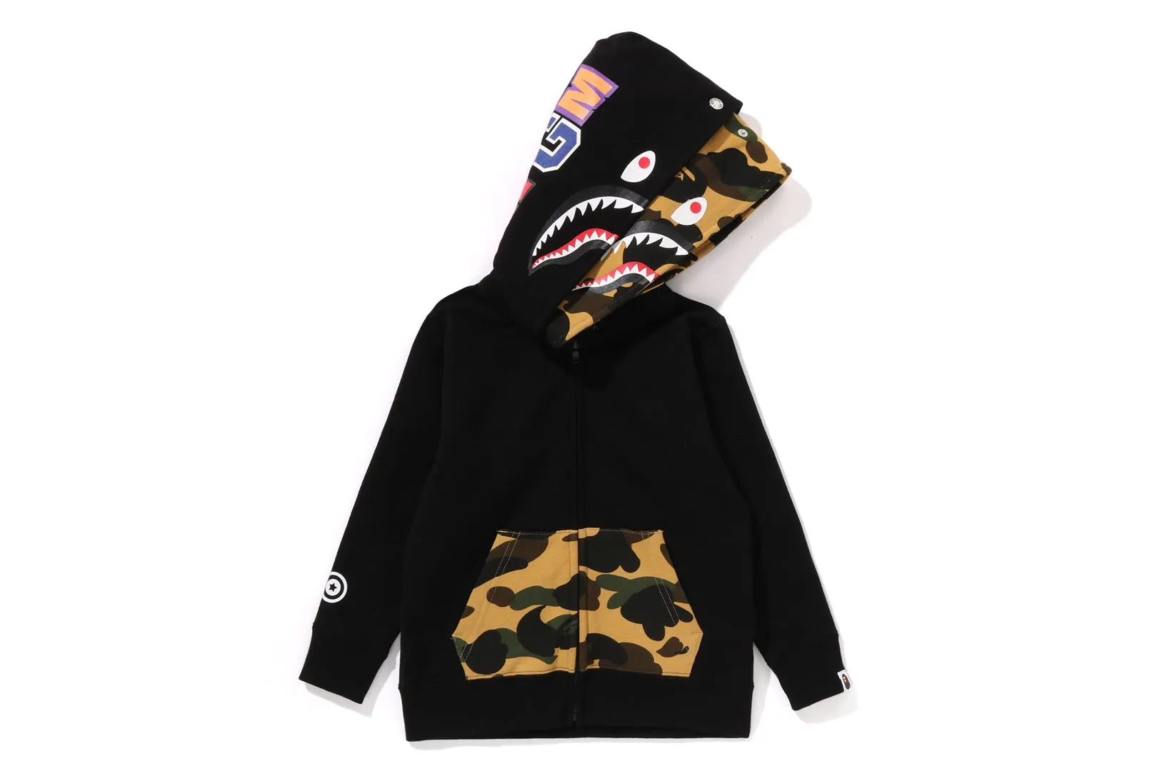 1ST CAMO SHARK ZIP DOUBLE HOODIE sold by Bape product image thumbnail 2