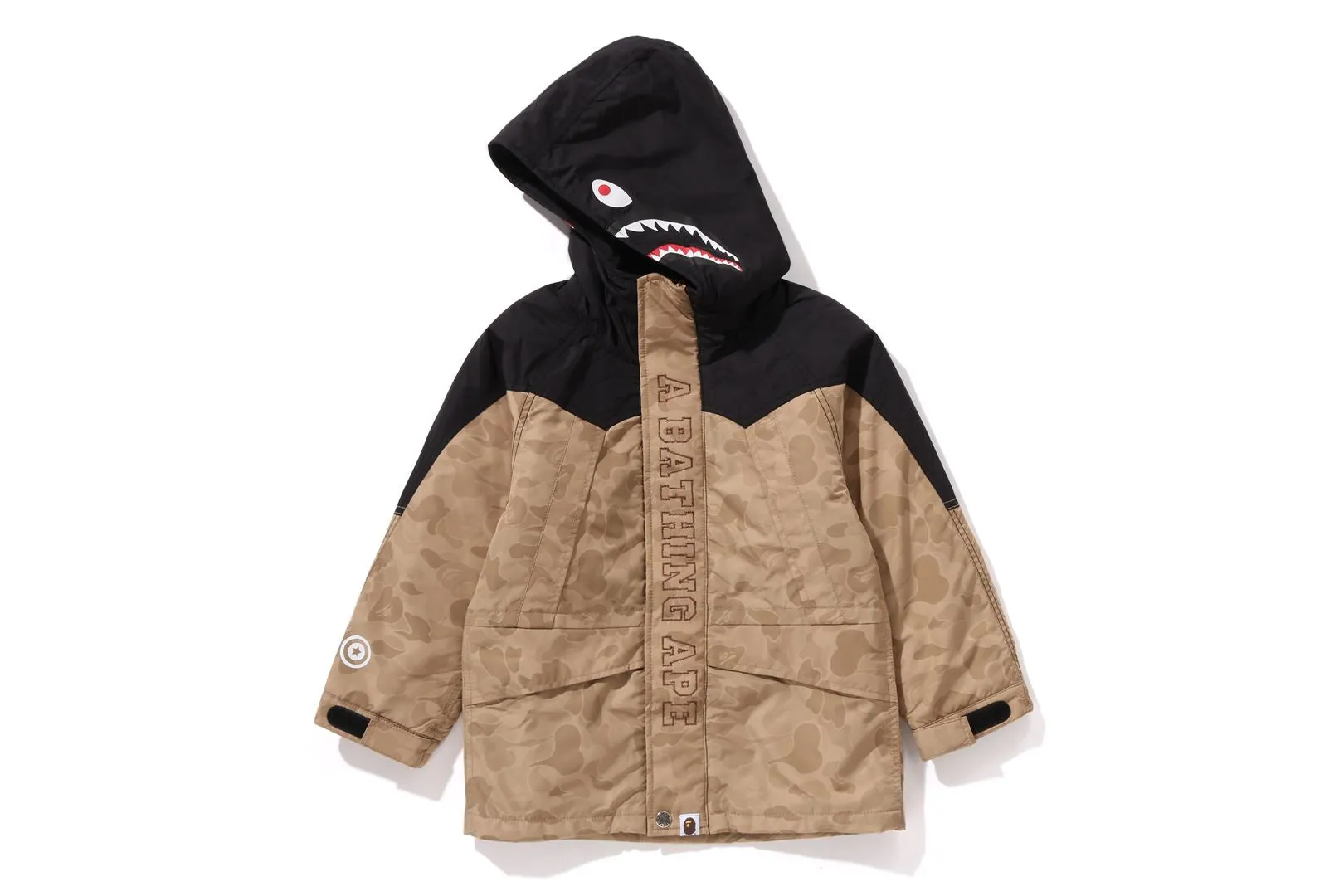 SOLID CAMO SHARK SNOWBOARD JACKET sold by Bape product image thumbnail 2