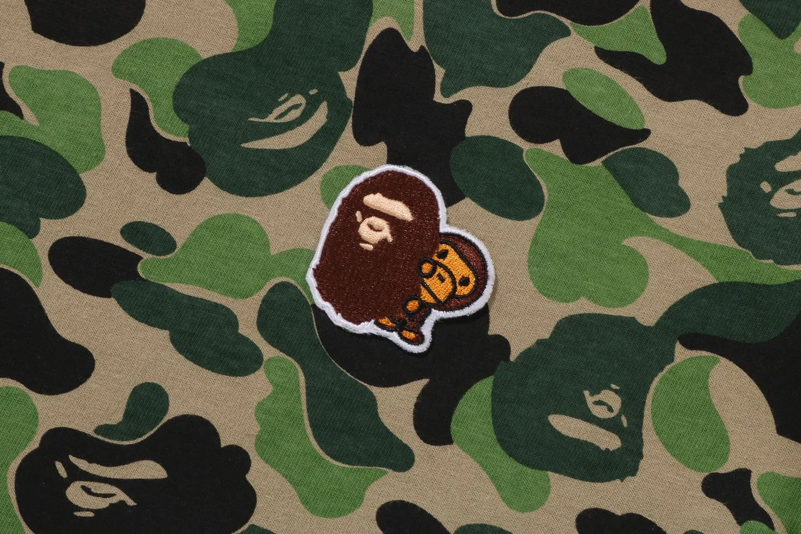 ABC CAMO APE & MILO ONE POINT TEE sold by Bape product image thumbnail 3