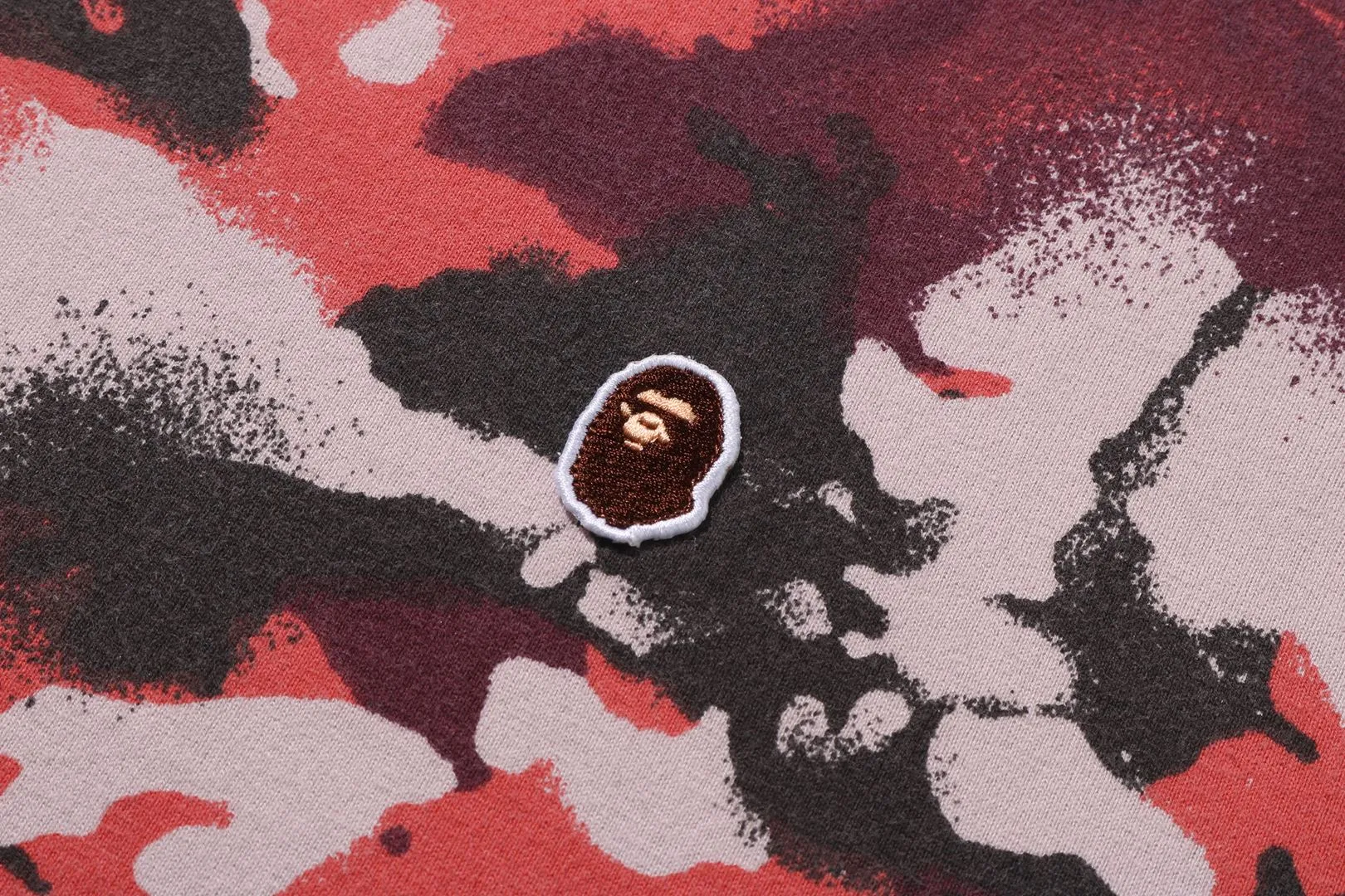 MAP CAMO APE HEAD ONE POINT RELAXED FIT TEE sold by Bape product image thumbnail 3
