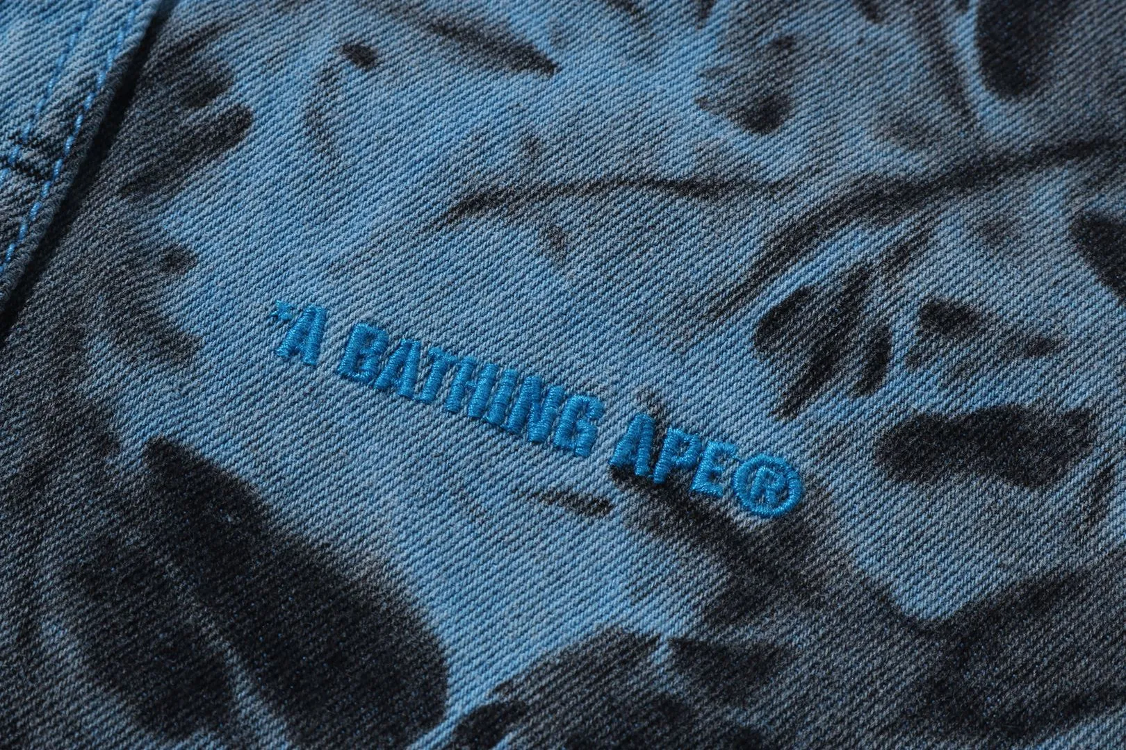 DESTORYED BLEACH BATHING APE LOGO LS SHIRT sold by Bape product image thumbnail 3