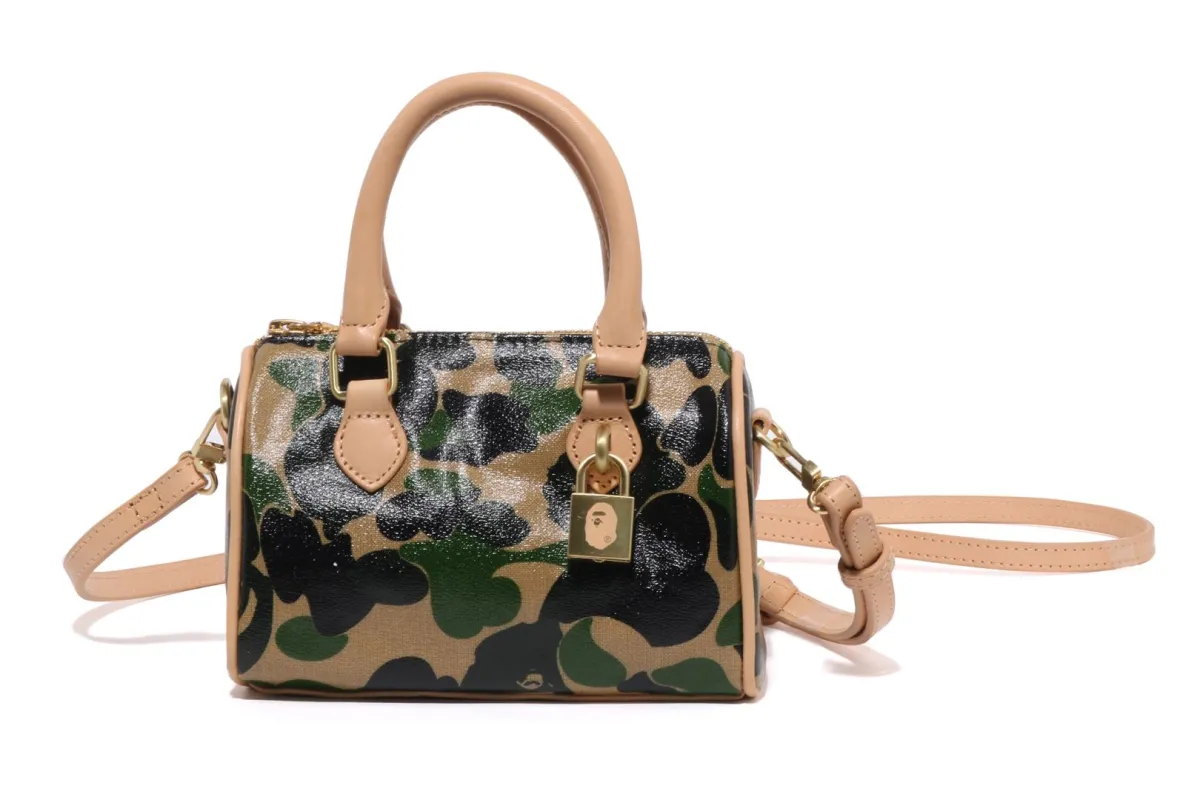 バッグ APE BAPE Multi Camo Mini Shoulder Bag A BATHING APE® Multi Camo Mini Shoulder Bag | Bape official