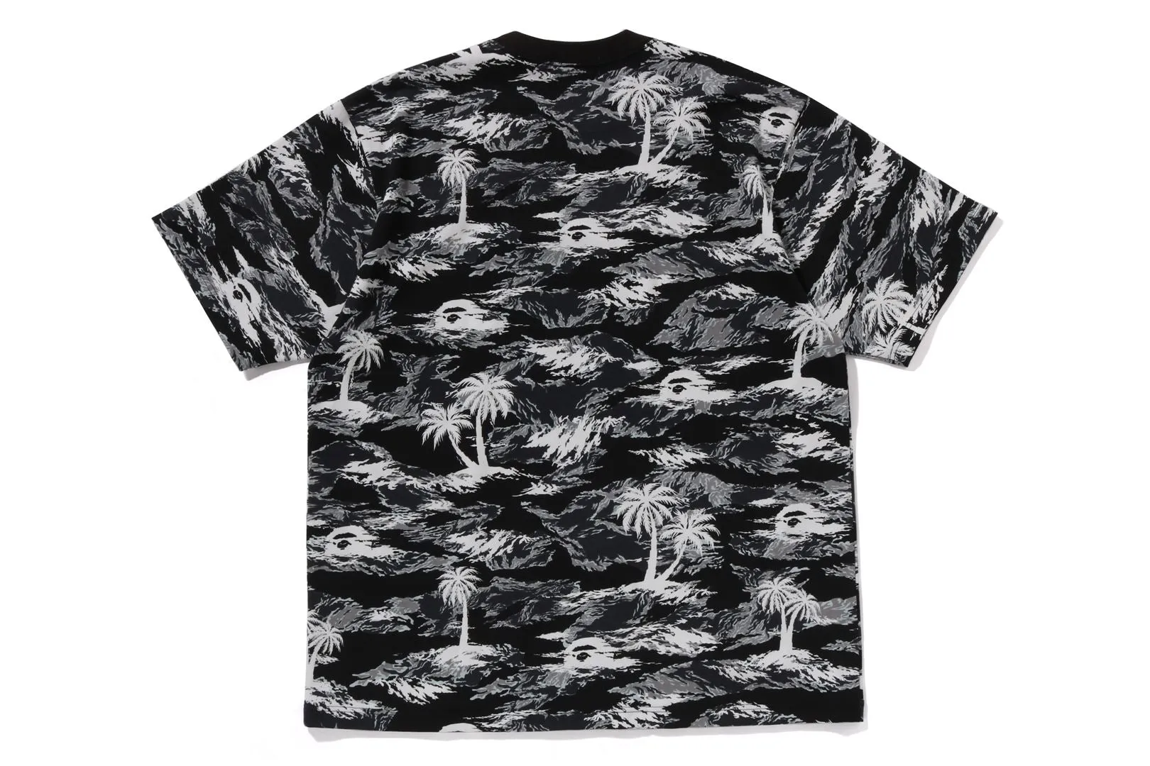 PALM TREE CAMO ONE POINT RELAXED FIT TEE sold by Bape product image thumbnail 2
