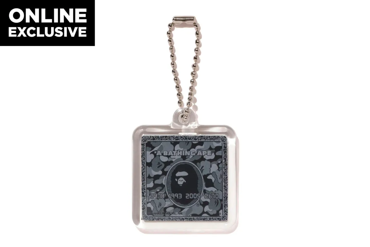 BAPE CARD KEYCHAIN BAPEC sold by Bape