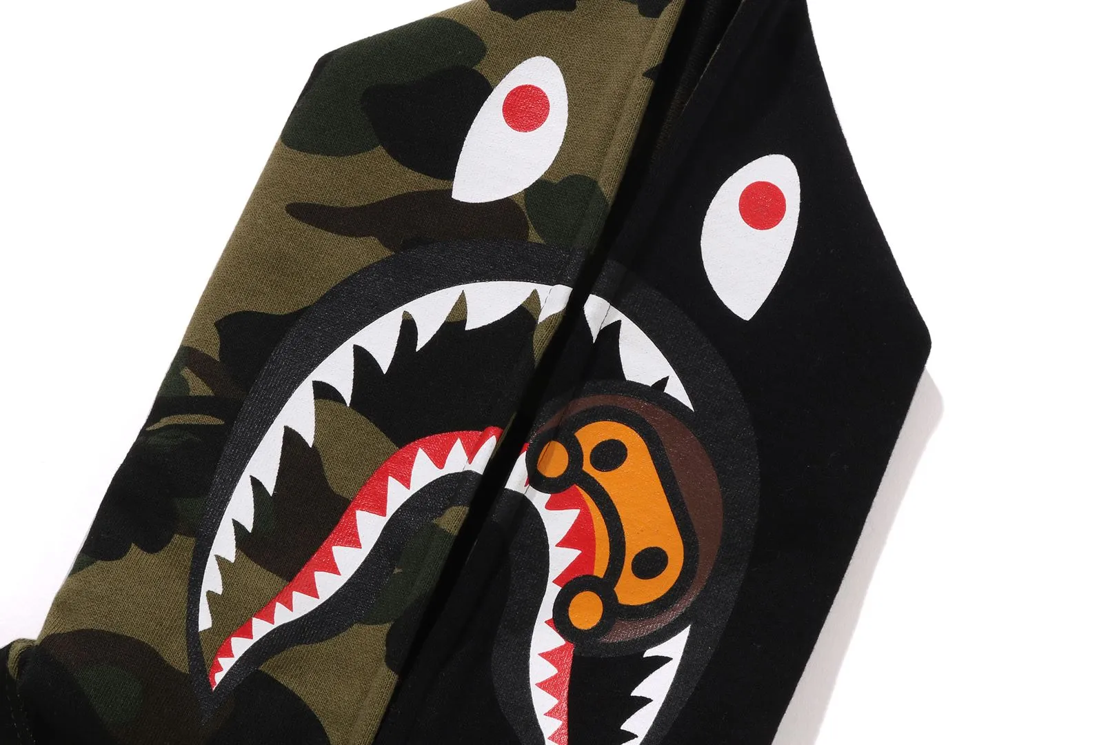 1ST CAMO MILO SHARK ZIP HOODIE sold by Bape product image thumbnail 5