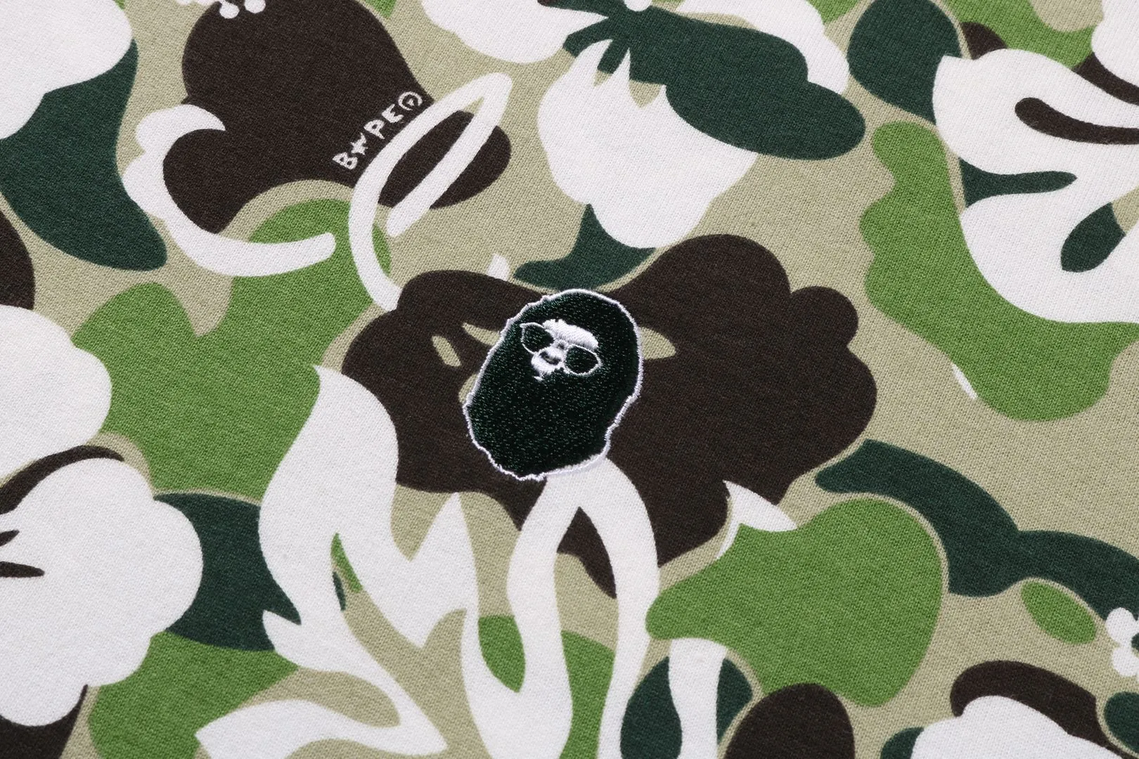 ABC RESORT CAMO RELAXED FIT TEE sold by Bape product image thumbnail 3