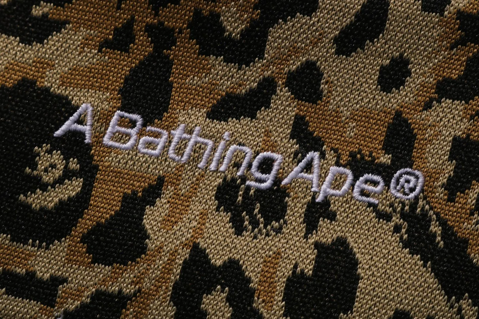 WILD LEOPARD PATTERN RELAXED FIT TRACK JACKET sold by Bape product image thumbnail 4