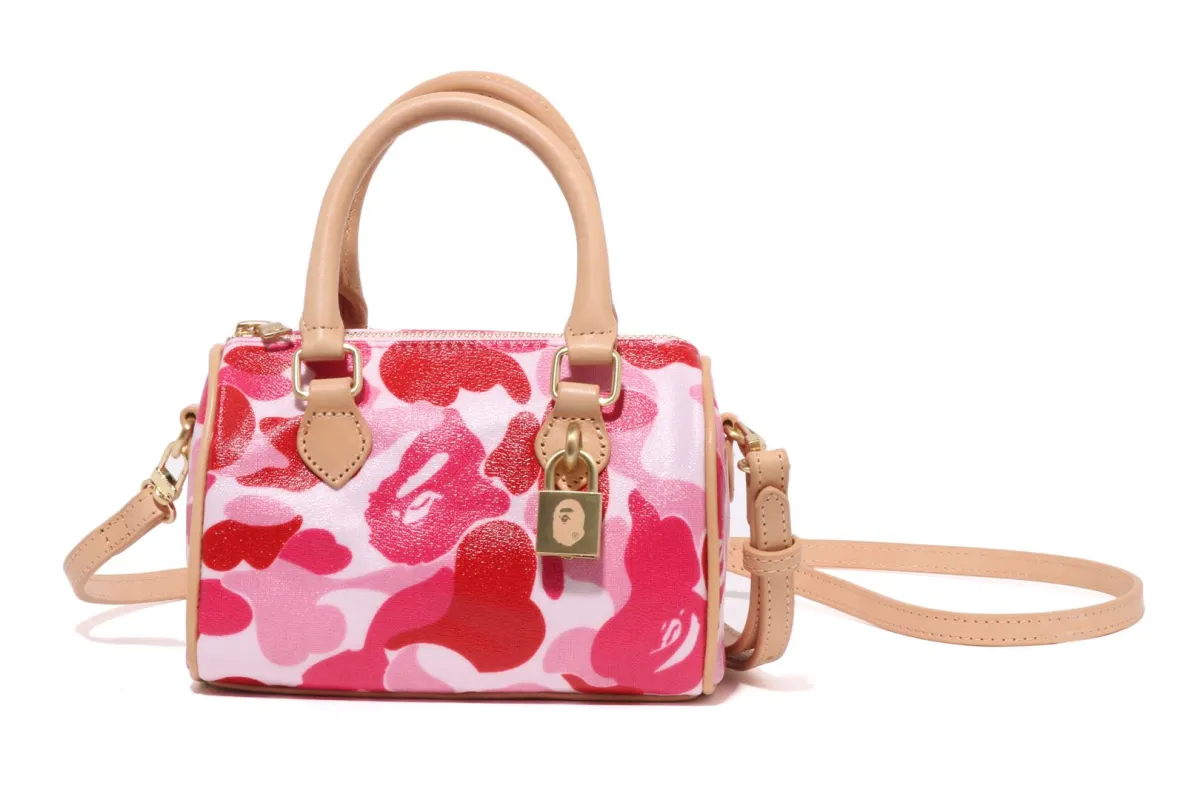 バッグ APE BAPE Multi Camo Mini Shoulder Bag A BATHING APE® Multi Camo Mini Shoulder Bag | Bape official