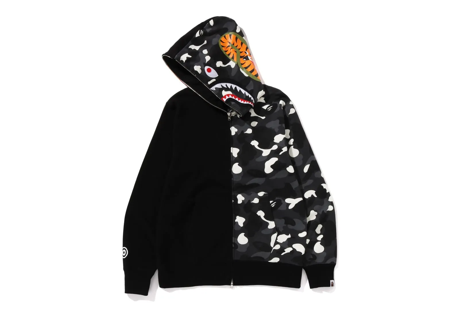 CITY CAMO TIGER SHARK FULL ZIP HOODIE sold by Bape product image thumbnail 2