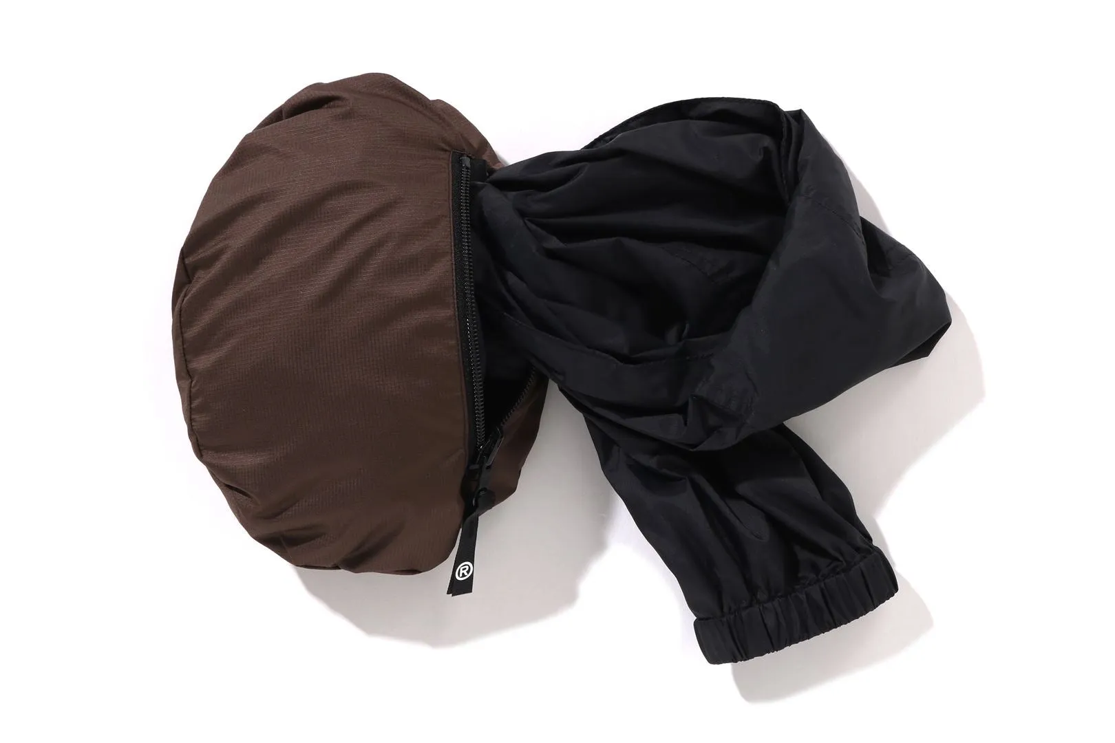 APE HEAD PACKABLE JACKET TRAVEL sold by Bape product image thumbnail 4