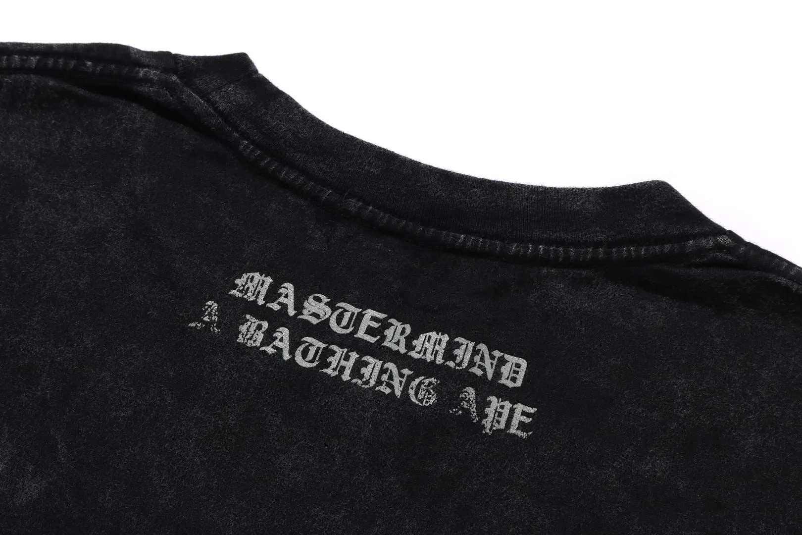 【 BAPE X MMJ 】LEATHER STA PATCH SKULL RELAXED FIT TEE 16TH sold by Bape product image thumbnail 5