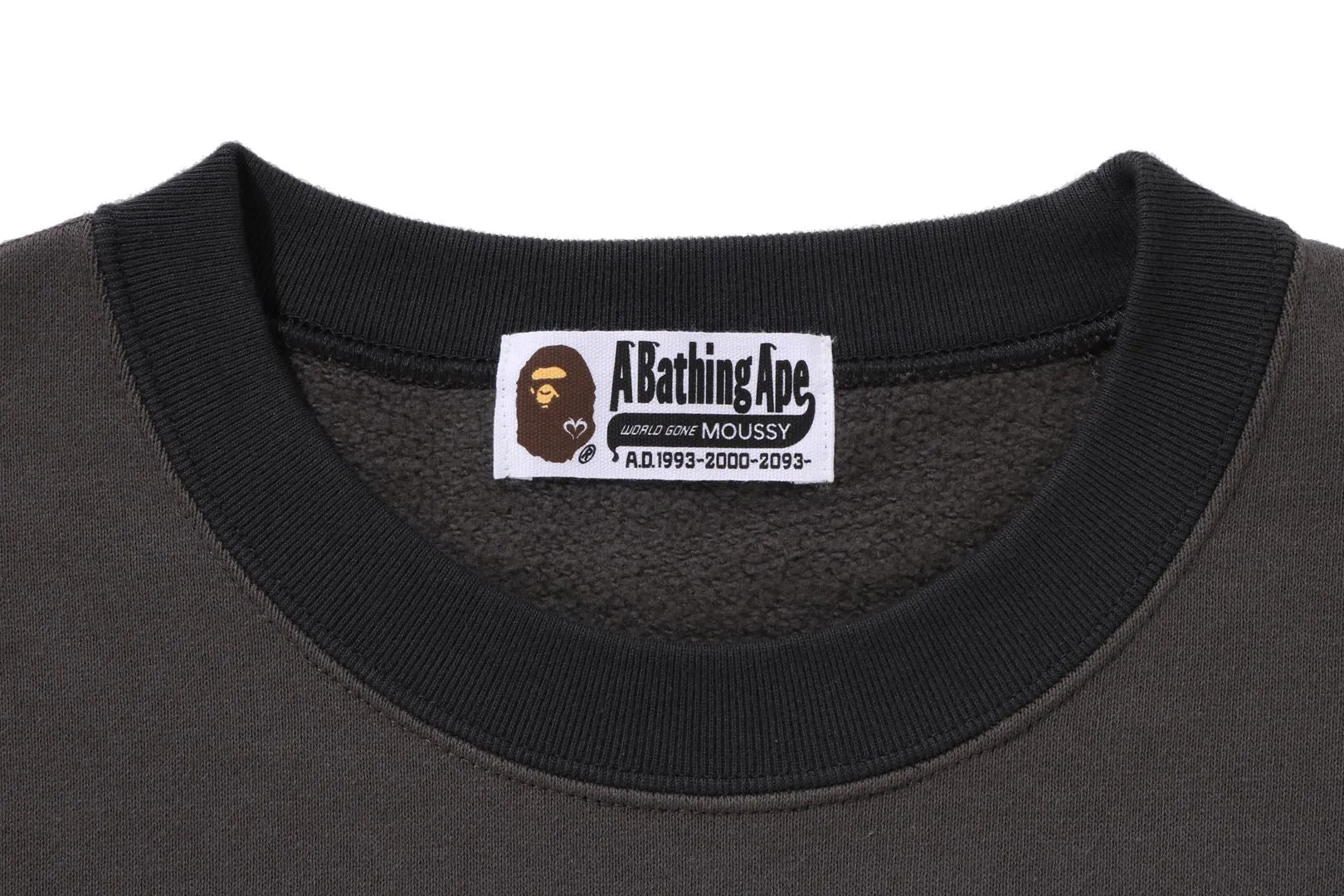 【 BAPE X MOUSSY 】RELAXED FIT CREWNECK sold by Bape product image thumbnail 5