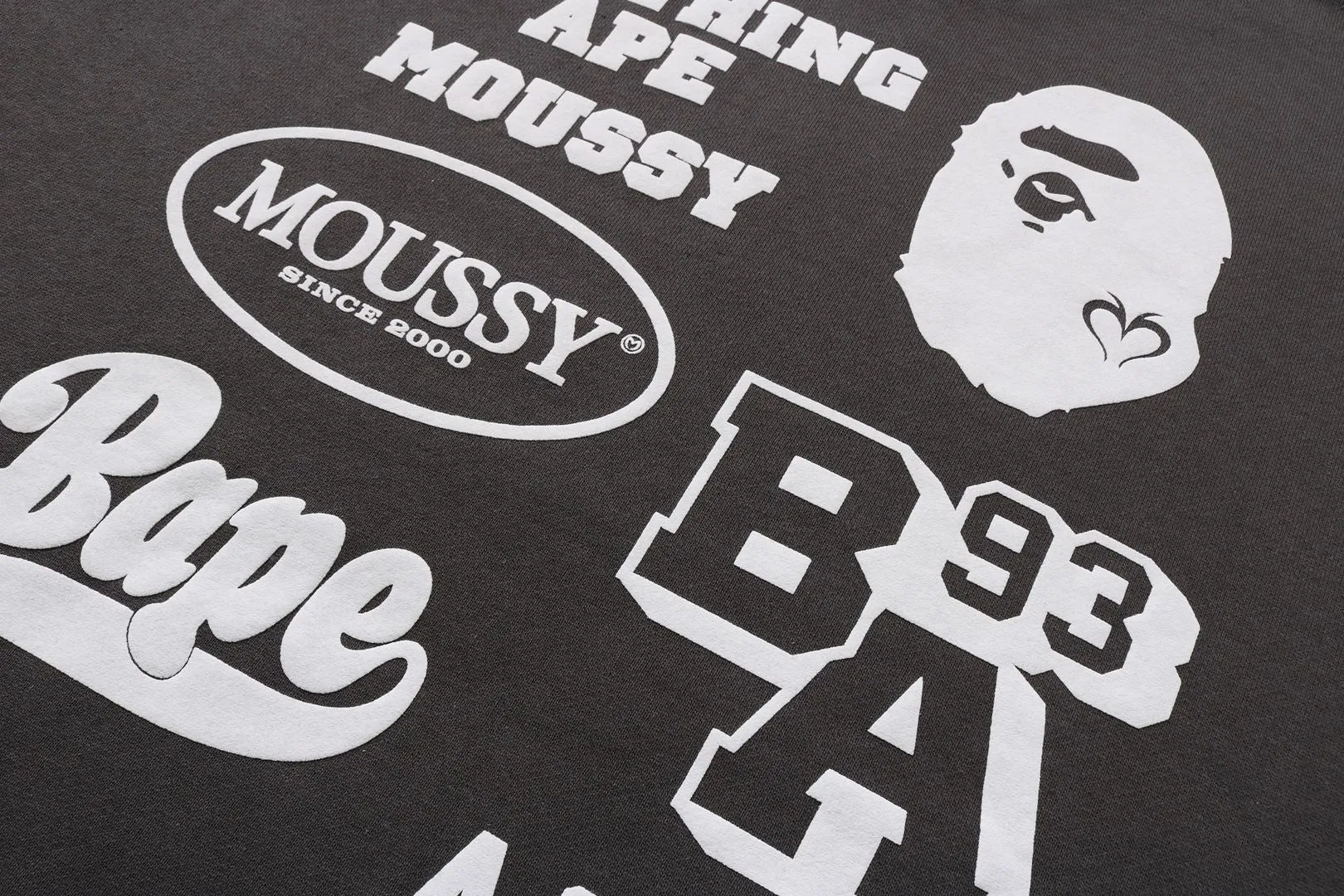 【 BAPE X MOUSSY 】RELAXED FIT CREWNECK sold by Bape product image thumbnail 4