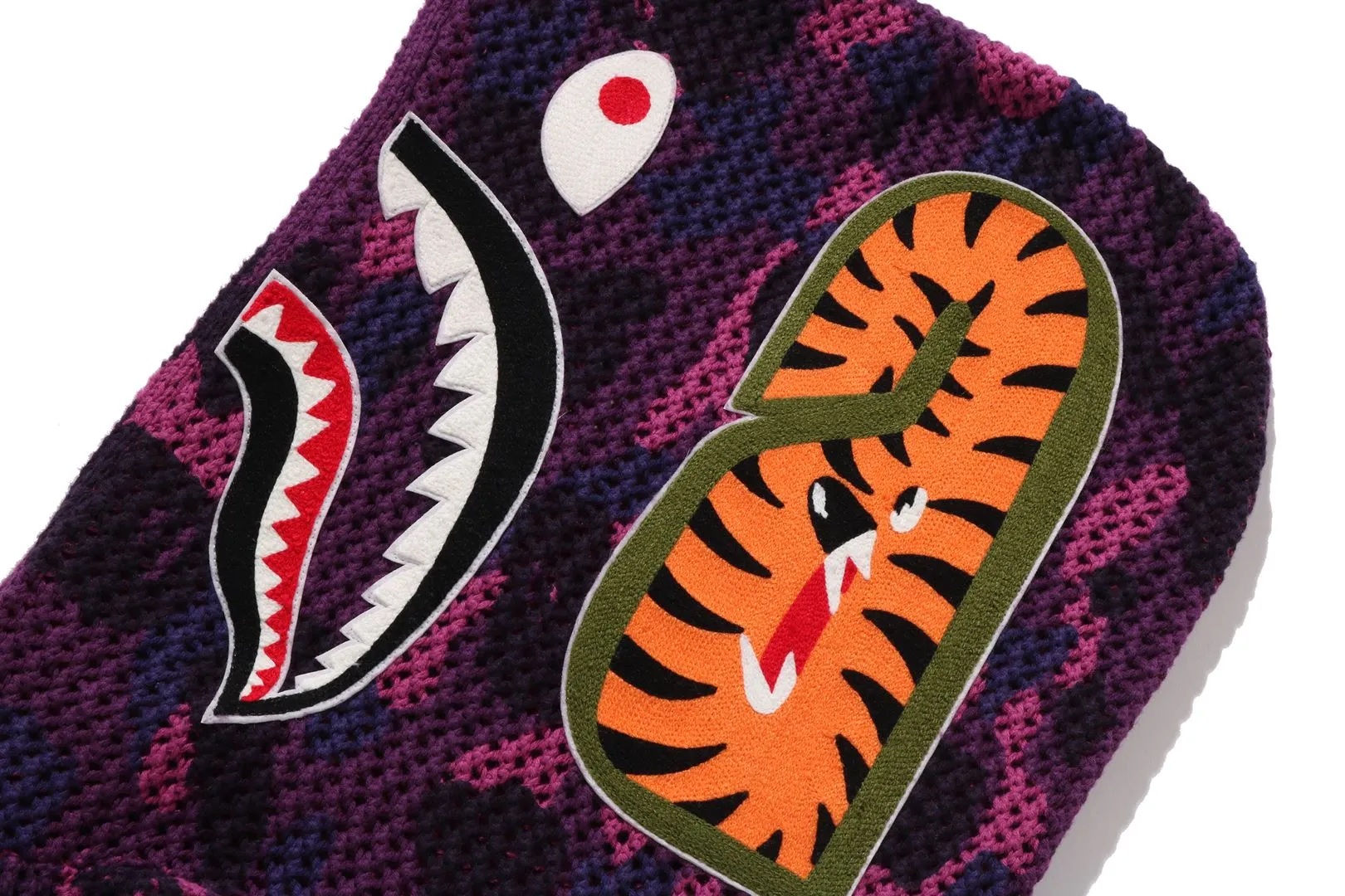 COLOR CAMO CROCHET RELAXED FIT SHARK FULL ZIP HOODIE sold by Bape product image thumbnail 5