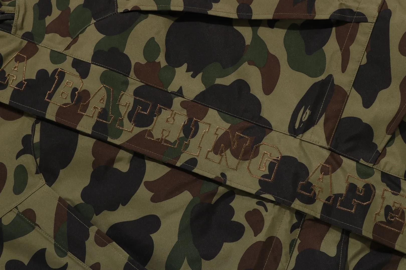 GORE-TEX 1ST CAMO SNOWBOARD JACKET sold by Bape product image thumbnail 5