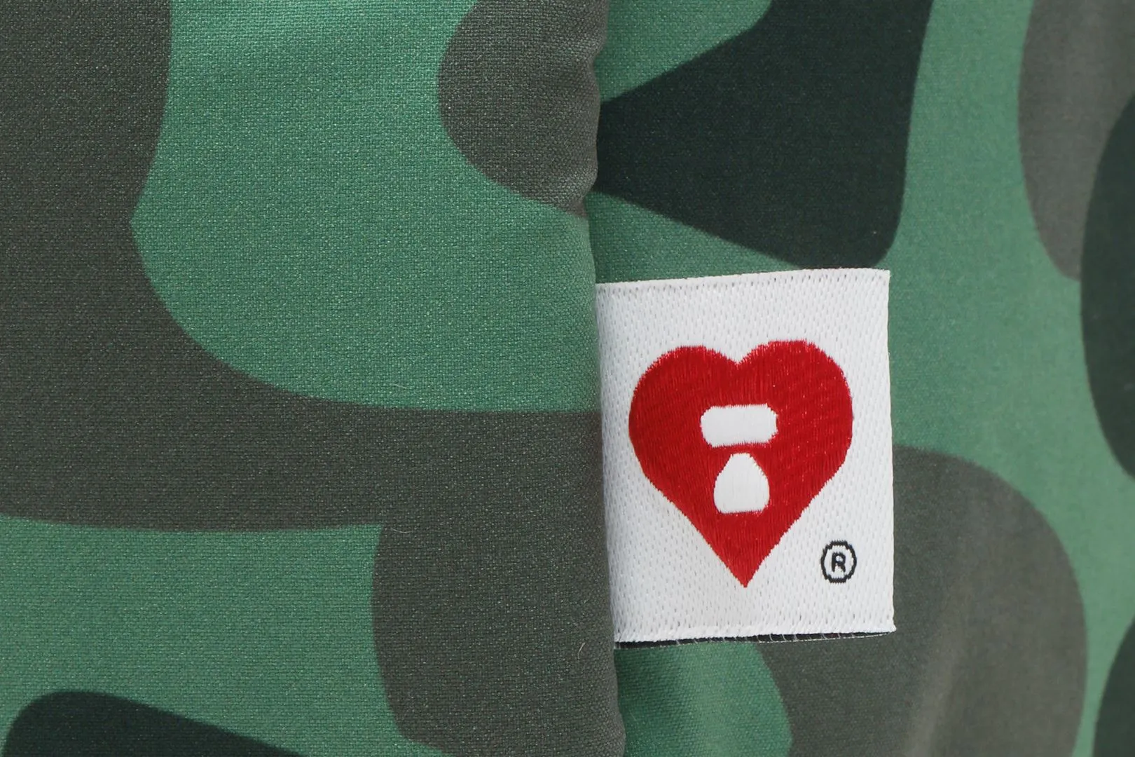 CAMO POUCH BAG #1 sold by Bape product image thumbnail 3