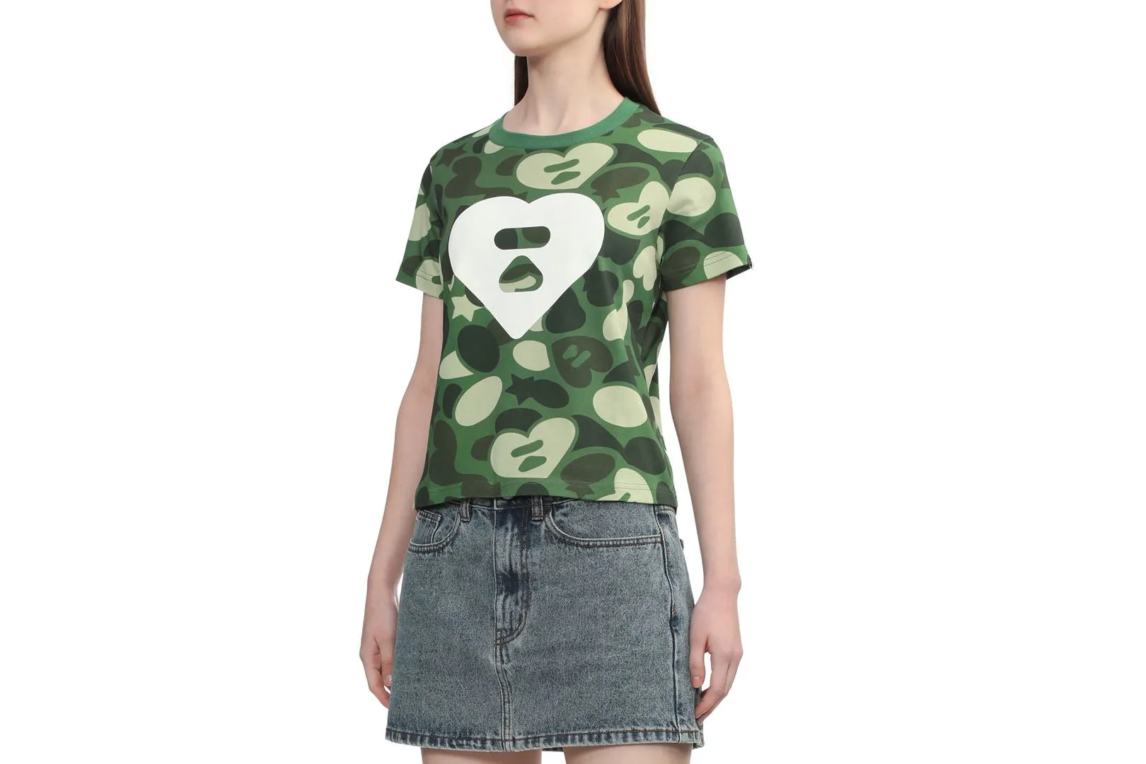 CAMO MONOGRAM BIG HEART PRINT CROP TEE sold by Bape product image thumbnail 3