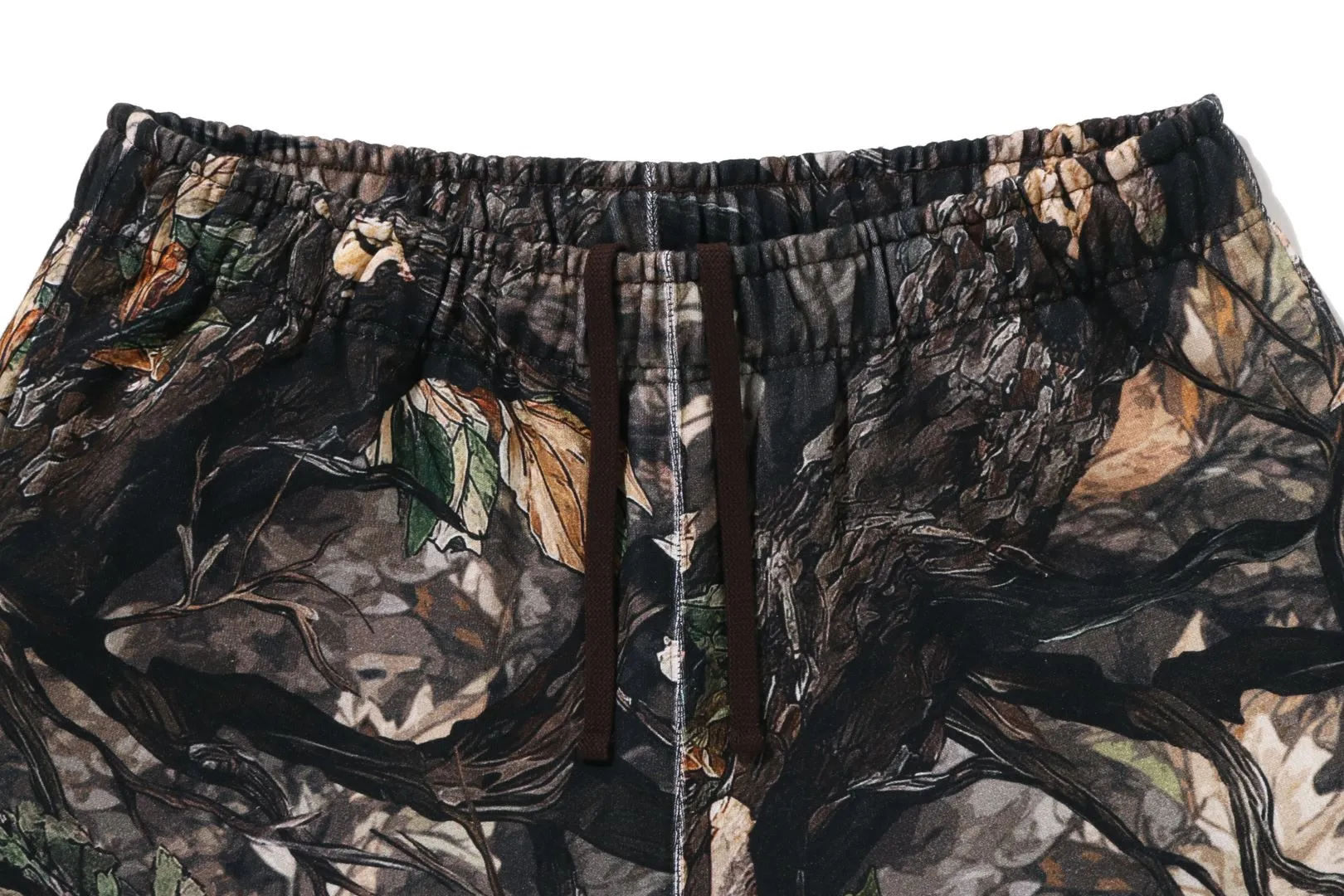 TREE EDGE CAMO RELAXED FIT SWEAT PANTS sold by Bape product image thumbnail 4