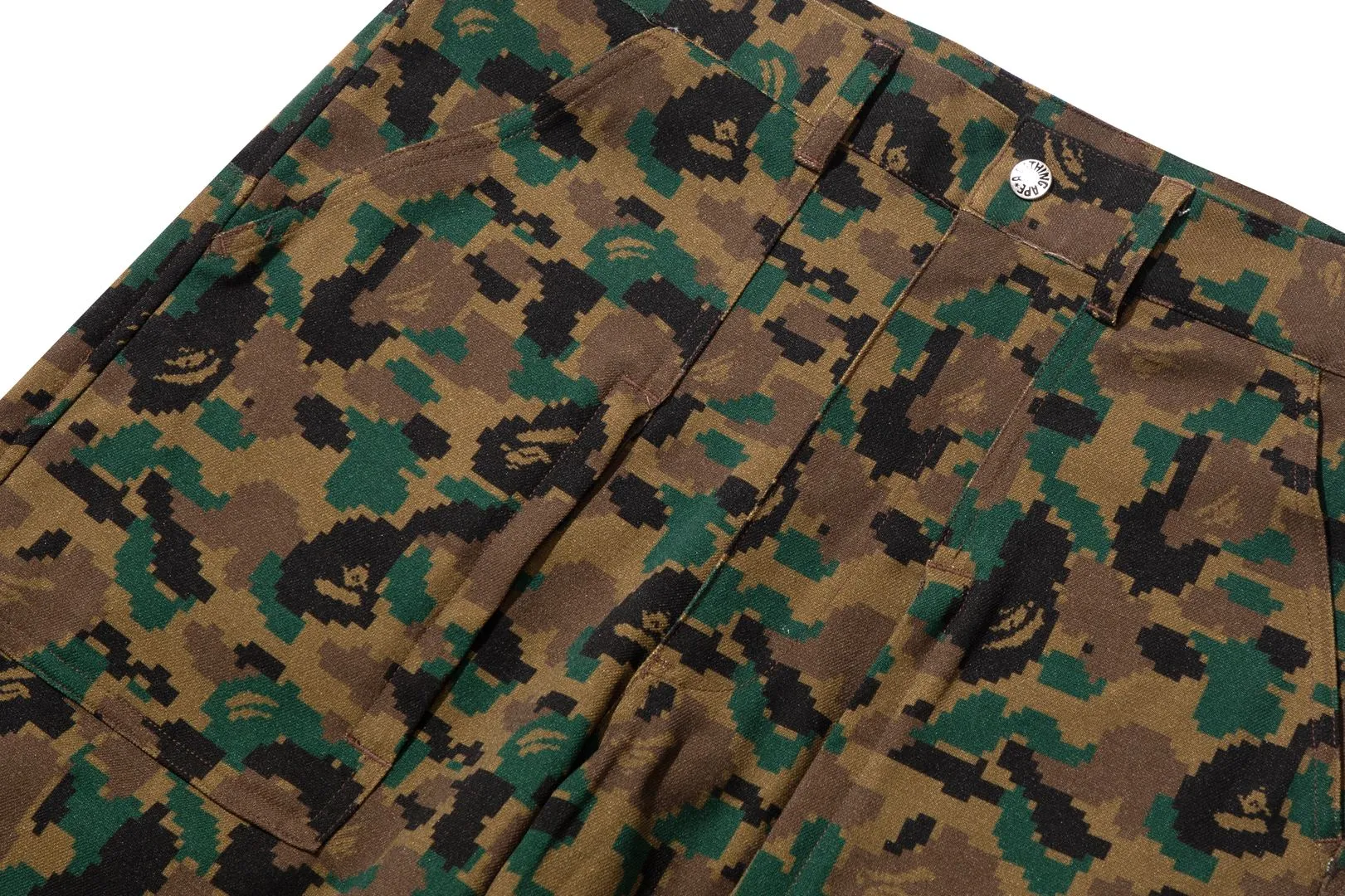 【 BAPE BY KAZUKI KURAISHI 】PIXELATE CAMO TACTICAL PANTS sold by Bape product image thumbnail 2