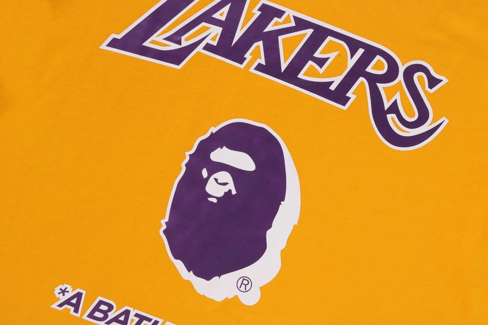 【 BAPE X M&N NBA 】LOS ANGELES LAKERS TEE sold by Bape product image thumbnail 3