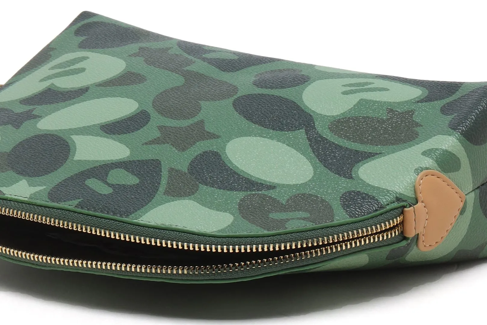 CAMO COSMETIC BAG #2 sold by Bape product image thumbnail 5