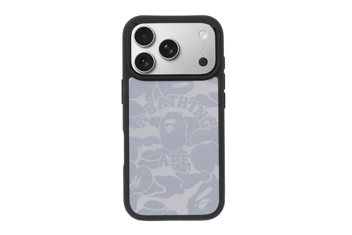 SOLID CAMO IPHONE 17 PRO CASE sold by Bape