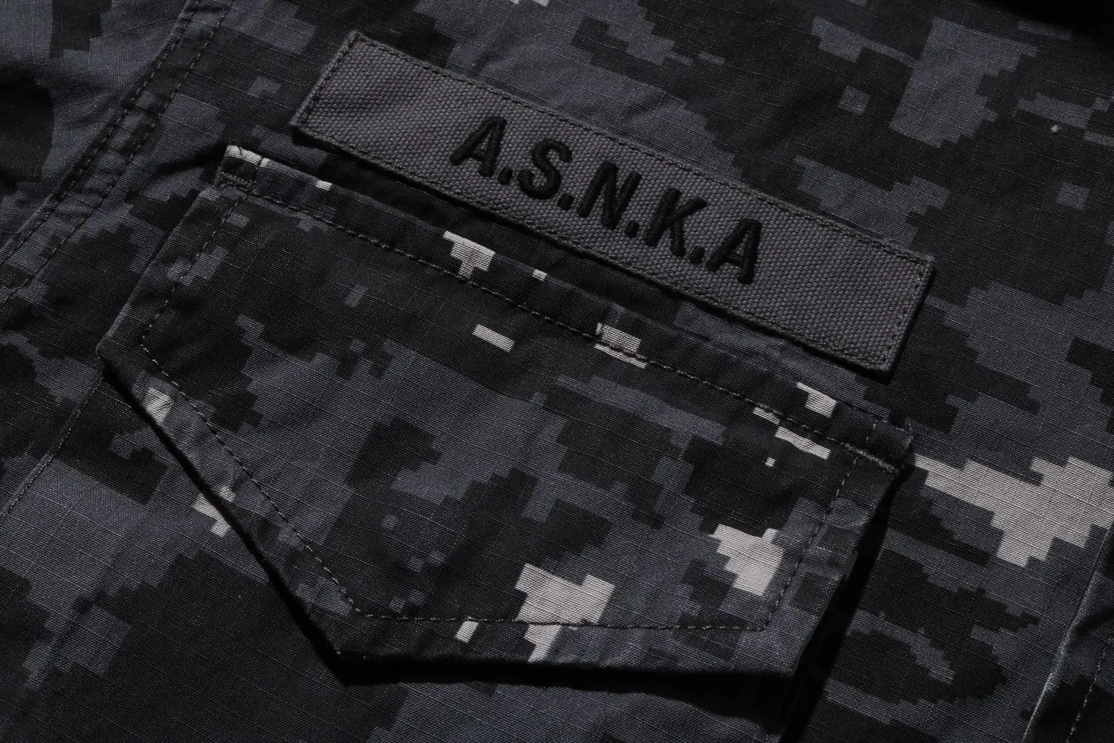 MULTI PIXEL CAMO M-65 JACKET sold by Bape product image thumbnail 4