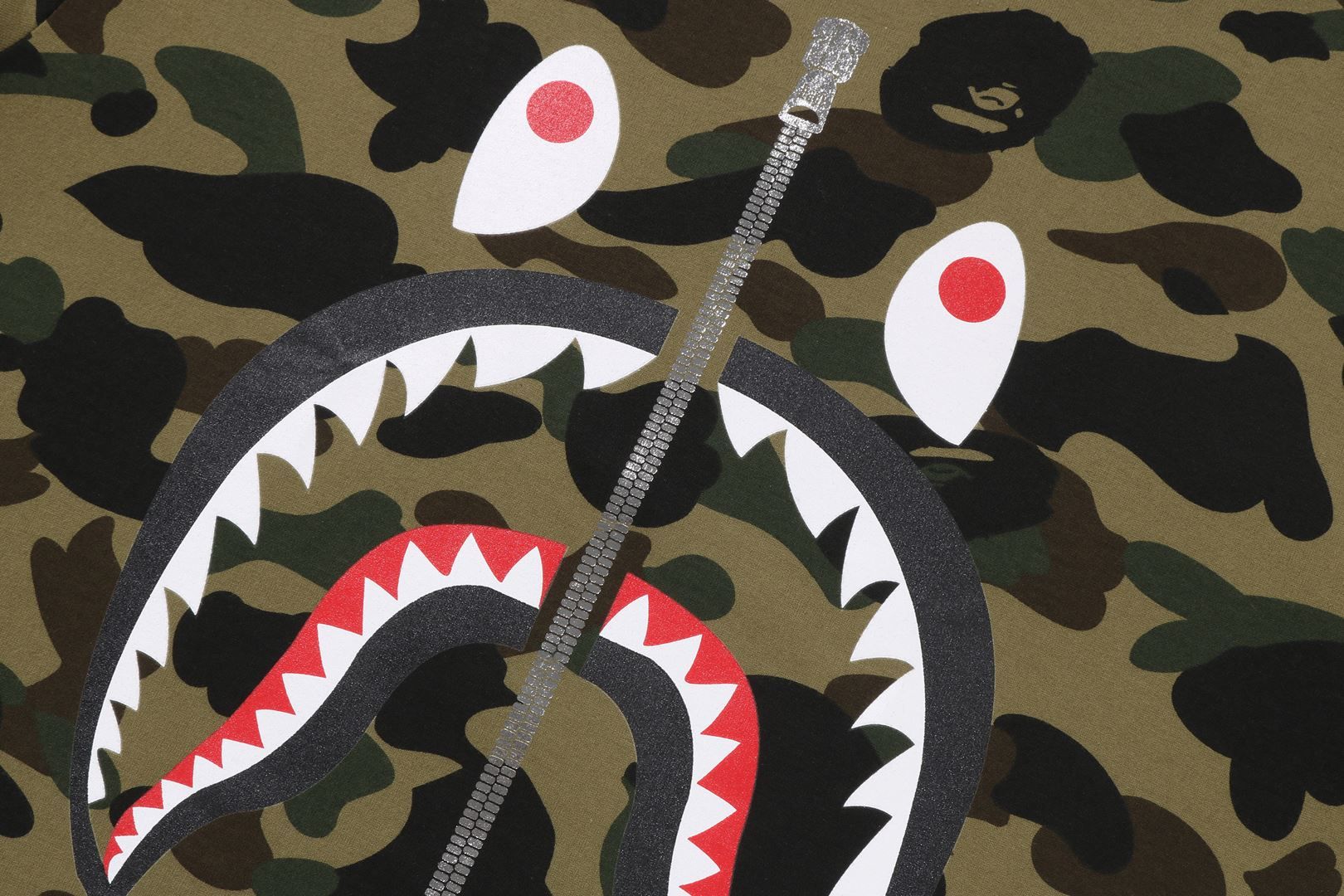 1ST CAMO SHARK TEE sold by Bape product image thumbnail 3