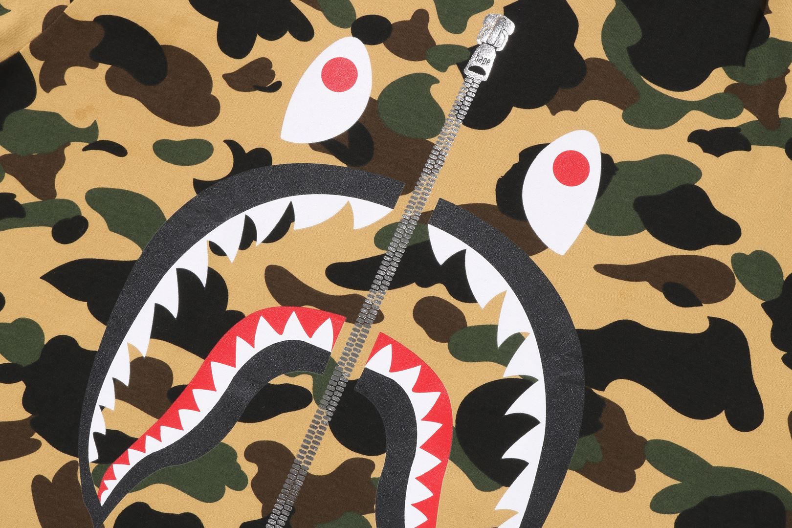 1ST CAMO SHARK TEE sold by Bape product image thumbnail 7