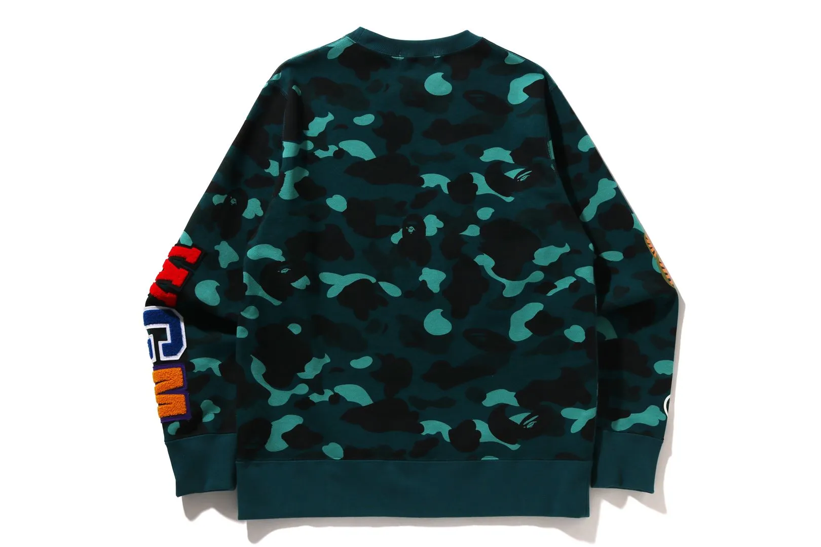 COLOR CAMO SHARK CREWNECK SWEATSHIRT sold by Bape product image thumbnail 2