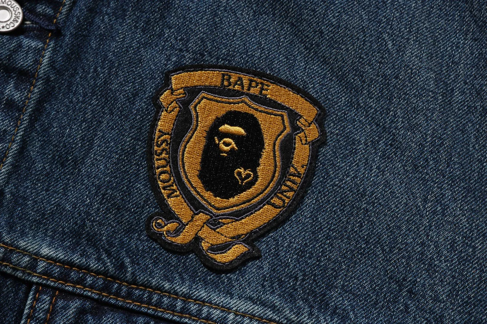 【 BAPE X MOUSSY 】OVER DENIM JACKET sold by Bape product image thumbnail 3